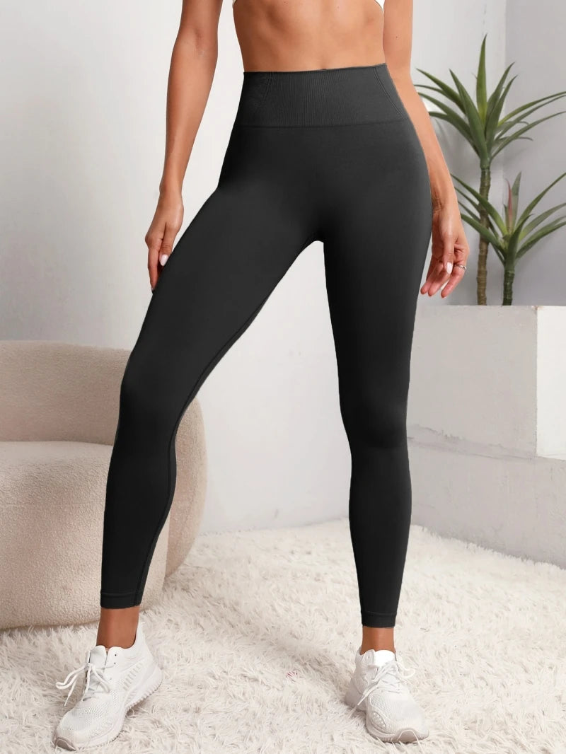 LiftFlex Seamless Leggings – High-Waist Push-Up Fit for Gym & Yoga